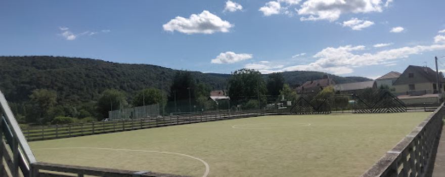 Stade de sports synthétique