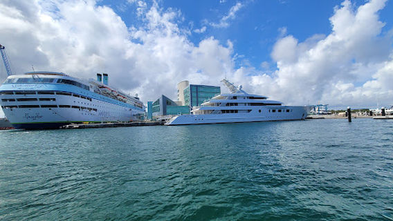 Flying Lady Boat Tours - West Palm Beach