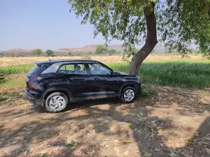 Rahul Patel Farm House