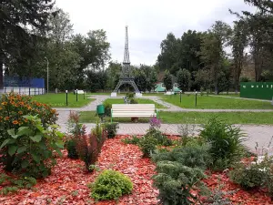 Эйфелева Башня в Рыболово
