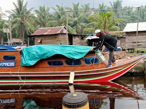 Pelabuhan Speed Boat Parit 3