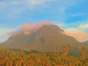 Mount Kapalatmada