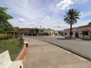 Municipal De Comendador Park