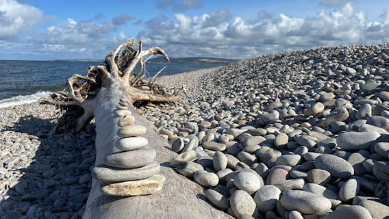 Spey Bay, Beach