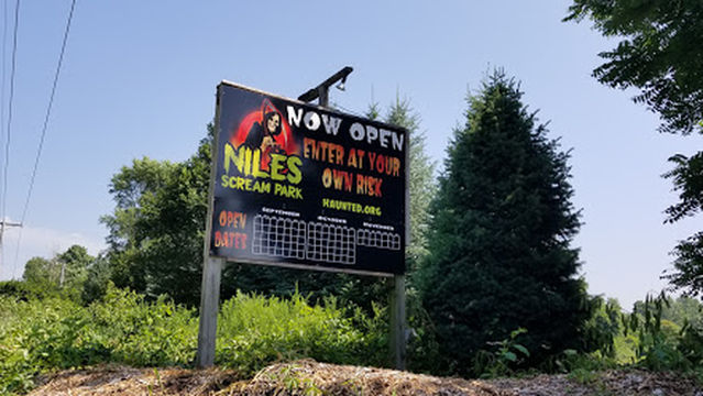 Niles Scream Park