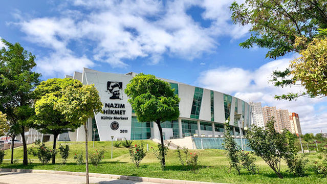 Nazım Hikmet Kongre ve Sanat Merkezi
