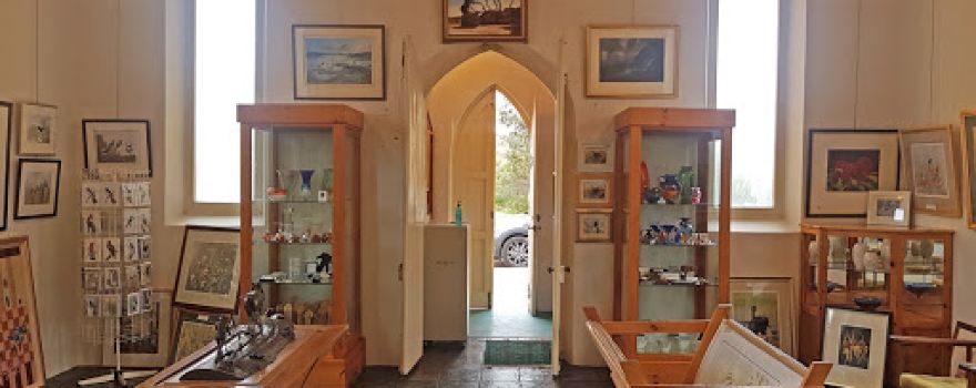 Medika Gallery