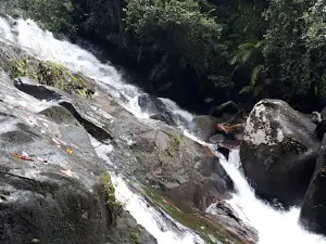 Air Terjun Sirin Punti