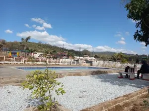 Motho ko hlapa farm
