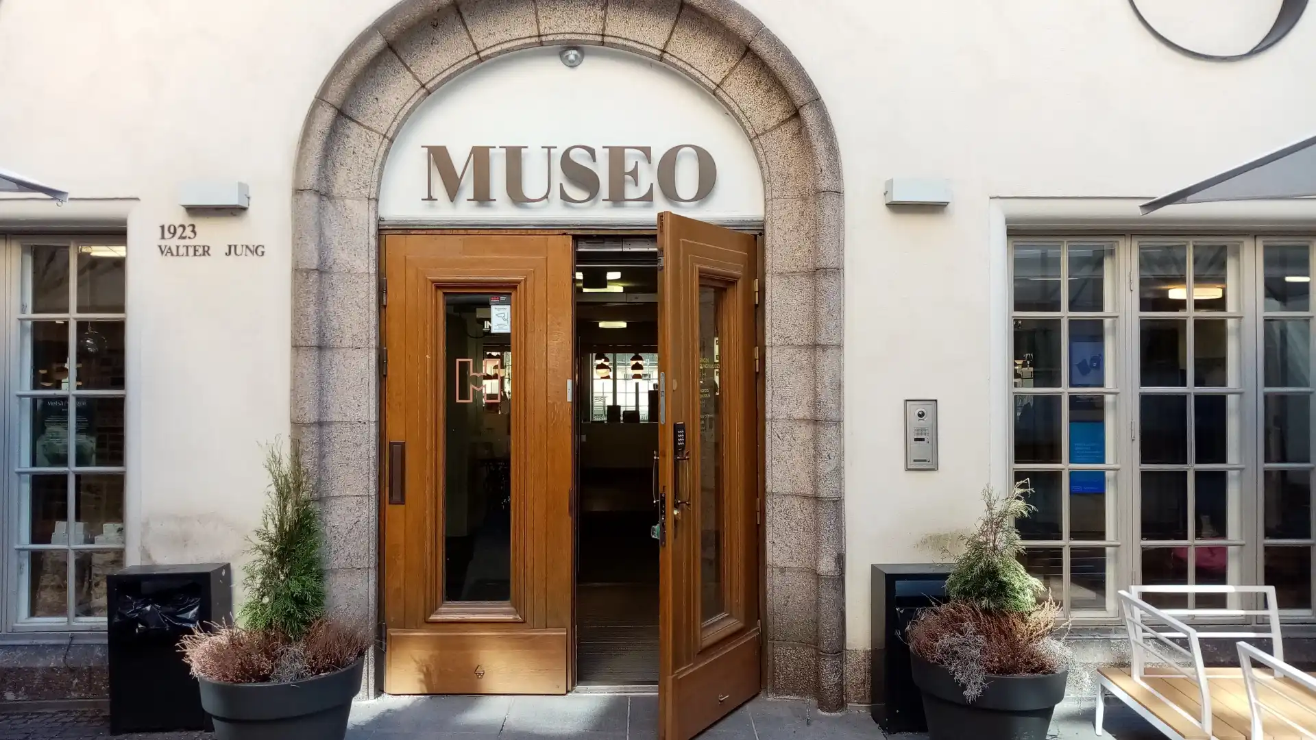 Hotels near Helsinki City Museum