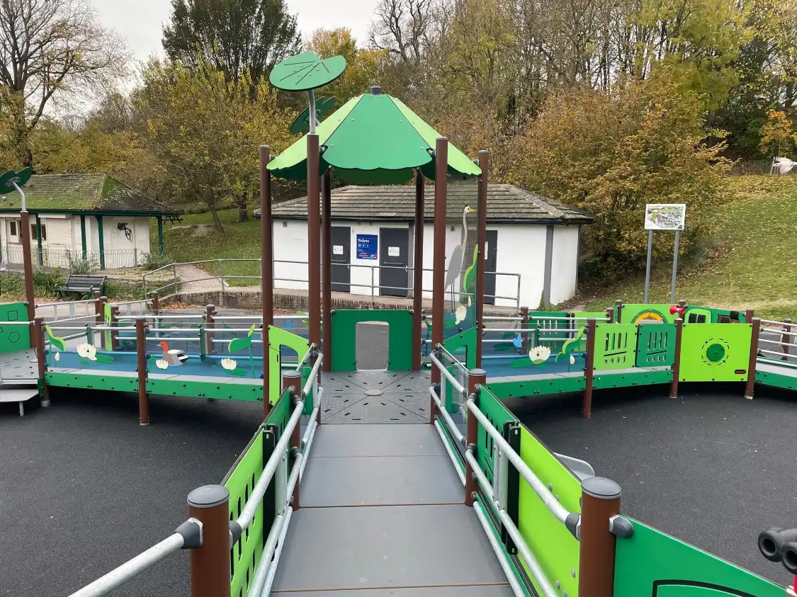 Hotels near Queen's Park