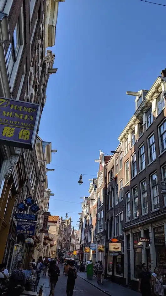 Hotel dekat Zeedijk