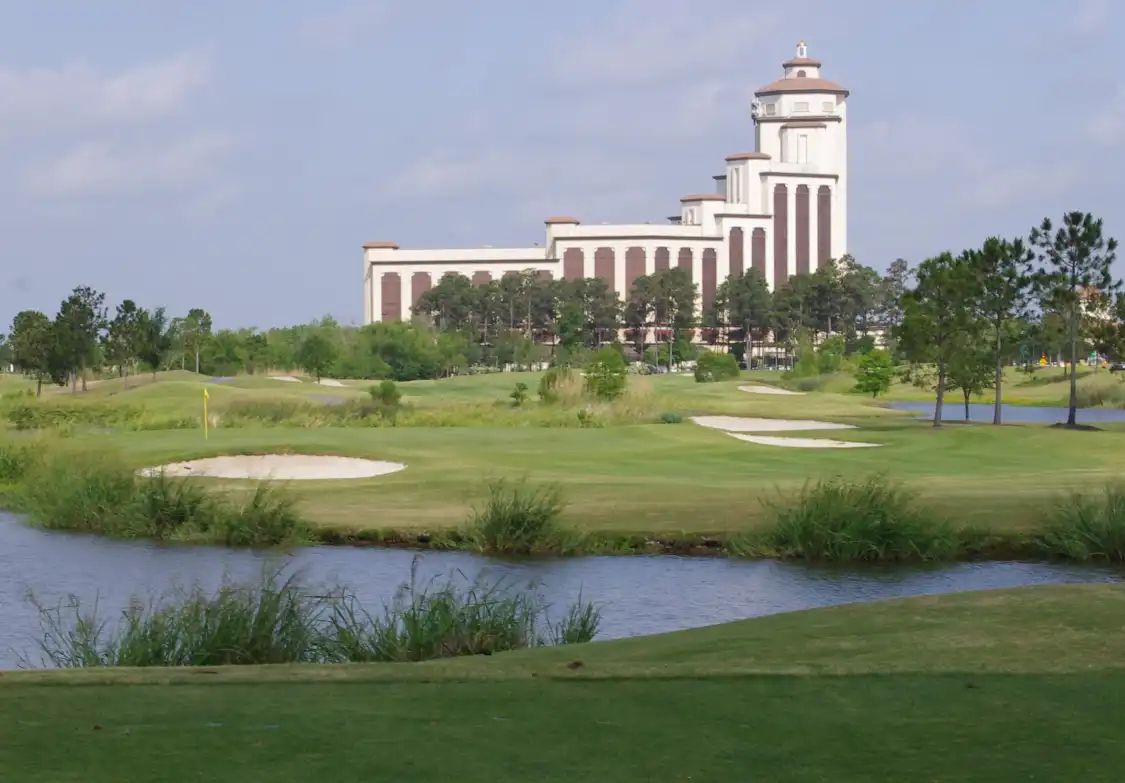 Các khách sạn gần Contraband Bayou Golf Club
