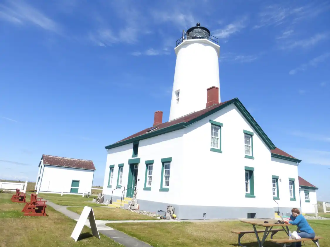 Hotels near New Dungeness Lighthouse