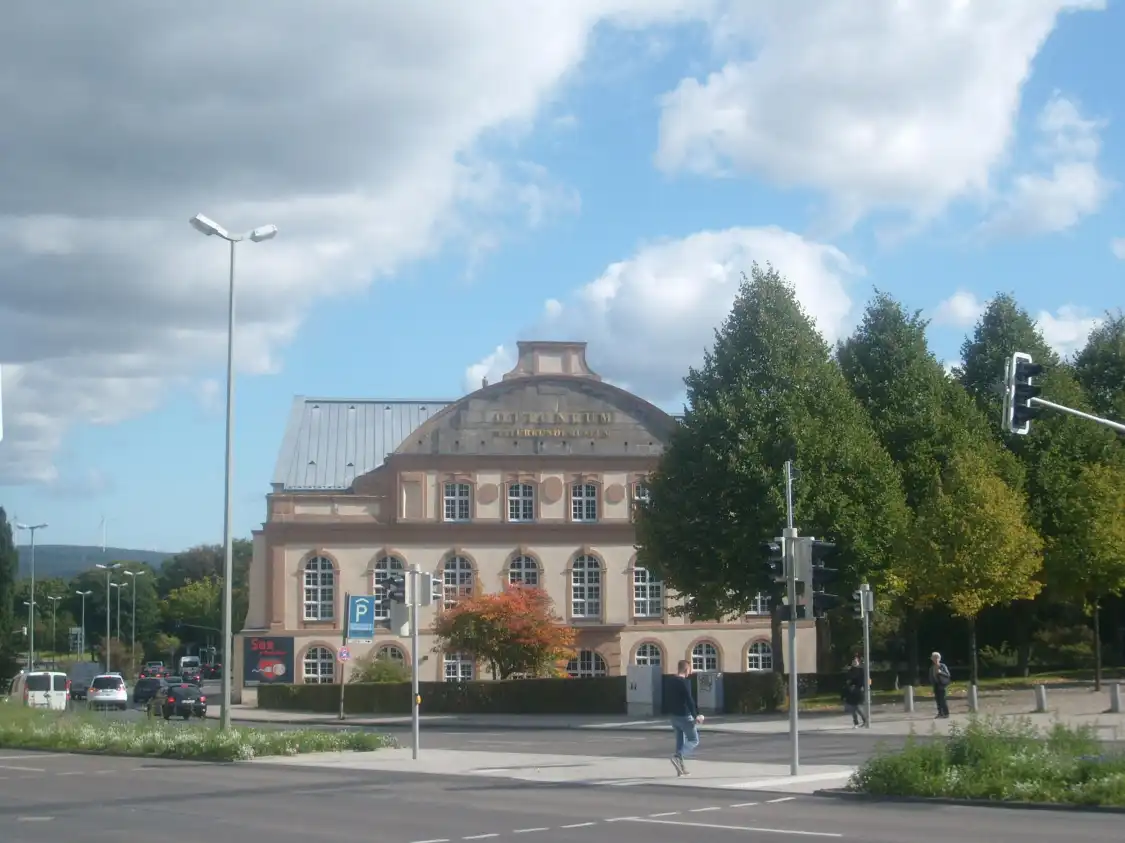 Hotels near Natural History Museum