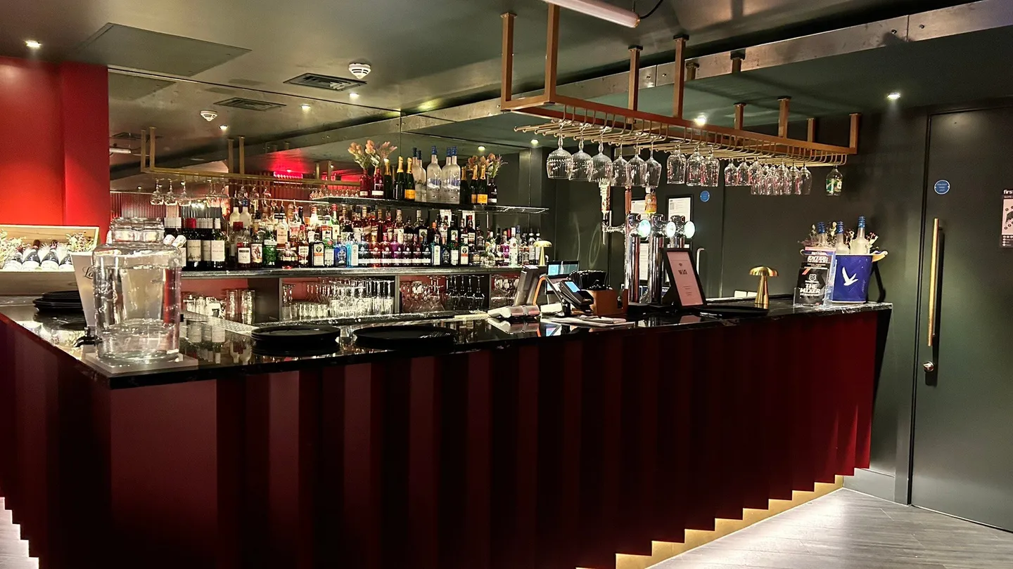 5_First Direct Bank Arena