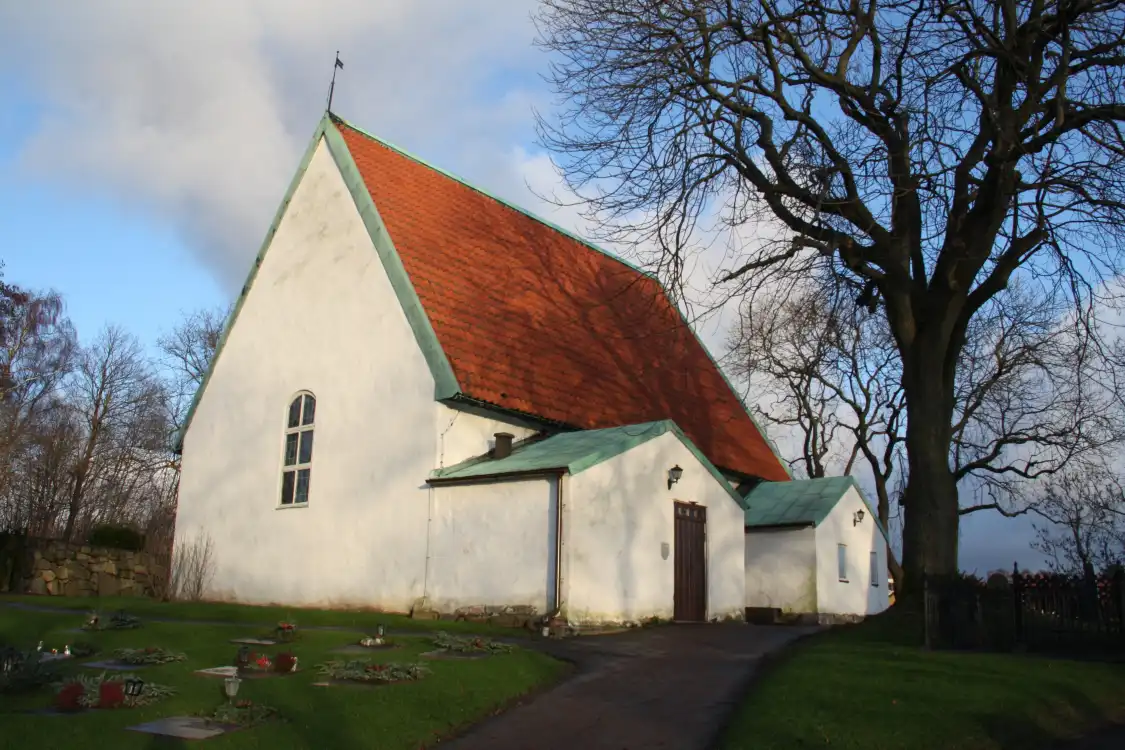 Hotels near Lundby gamla kyrka