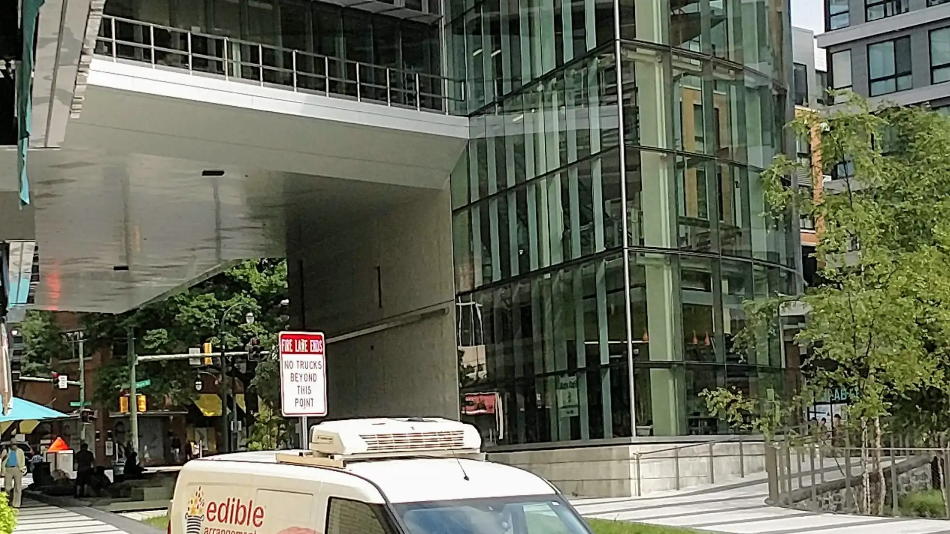 Hotels near Brigadier General Charles E. McGee Library (Silver Spring Library)