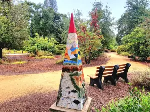 Mc Connell Arboretum & Botanical Gardens