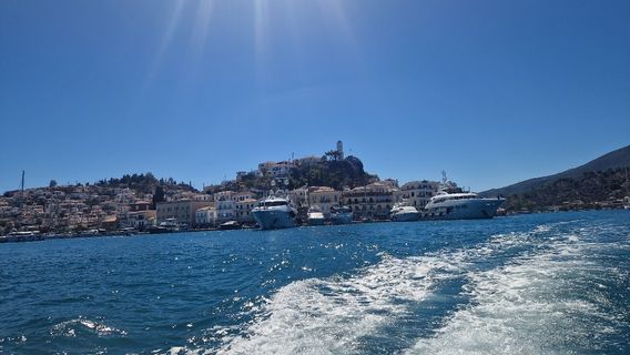 Poros