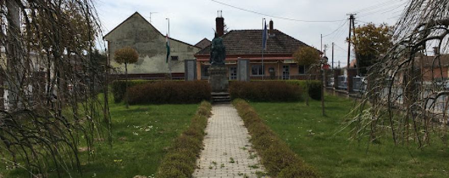 I. és II. világháborús emlékmű