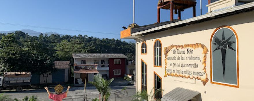 Iglesia Divino Niño Jesús de Santa Rosa de Agua Clara
