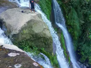 Air Terjun Kuweg