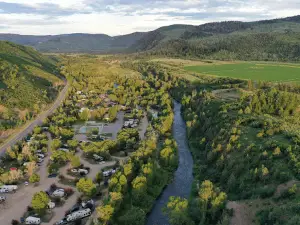 Knotty Pine RV Resort