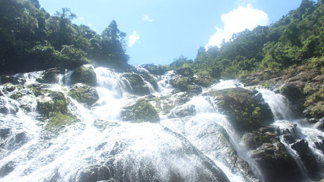 Bangon Falls