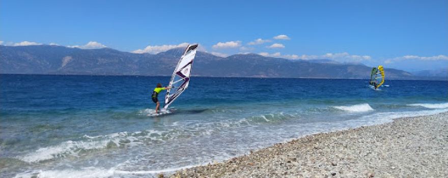 Paralia Akolis