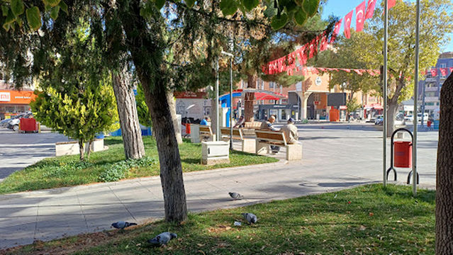 Atatürk Parkı (Anıt Park)