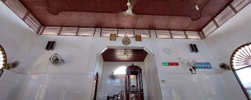 Mesjid BAITURRAHIM Alue Merbau