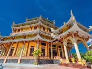 Phương Liên Tịnh Xứ Chùa Đại Ninh.