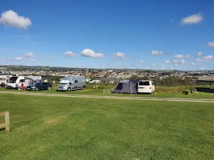 Upper Lynstone Caravan Park