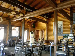 COFFEE BAR "THE WOODEN"