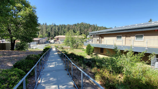 Crestline Library