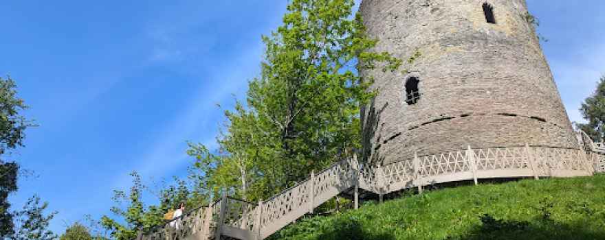 Castell Bronllys