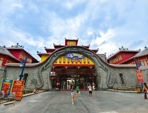 Halong Park (Dragon Park)