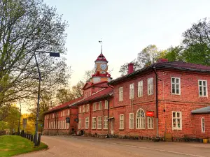 Fiskars Village Trail Center