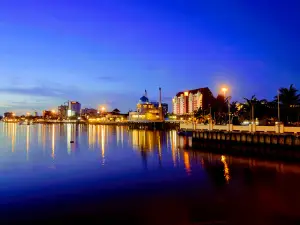 Losari Beach Platform