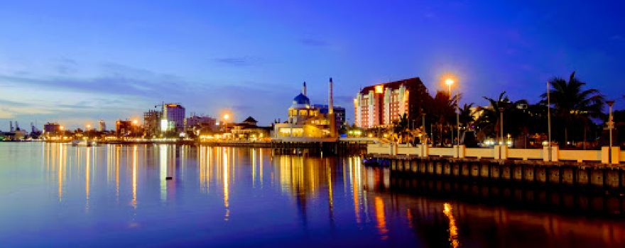 Losari Beach Platform