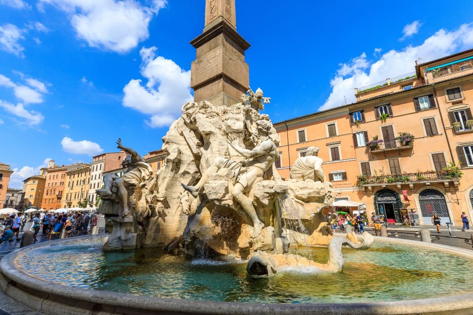 Navona