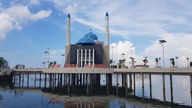 Mosque Amirul Mukminin