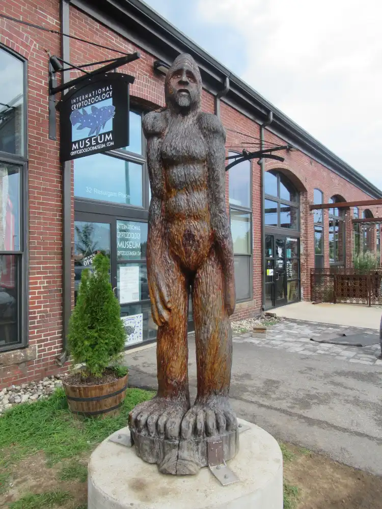 Hotels in der Nähe von International Cryptozoology Museum