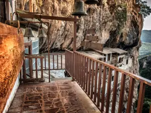 Lousios Gorge Hiking