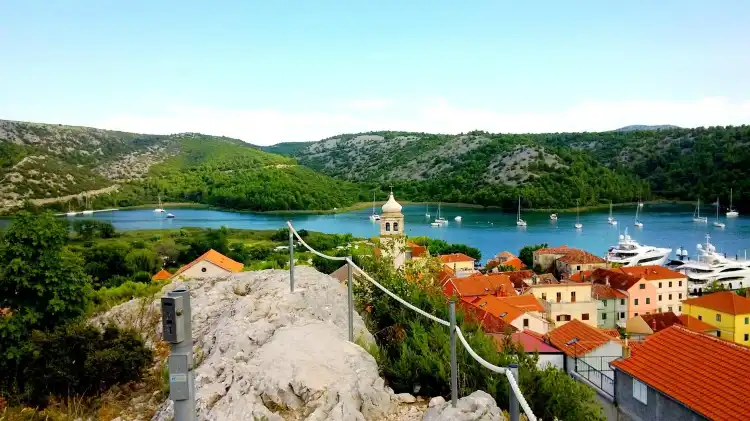 Hotels in Piramatovci