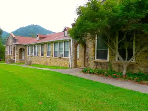 Stecoah Valley Cultural Arts Center