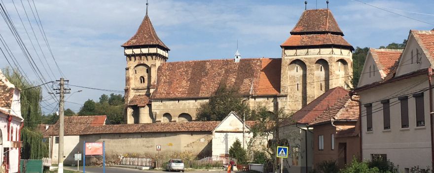 Valea Viilor fortified church