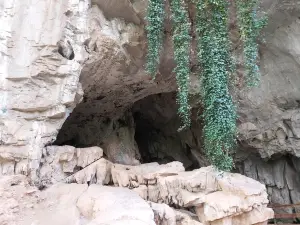 Cueva Huerta