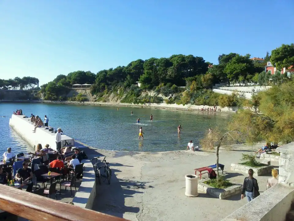 3_Firule Beach
